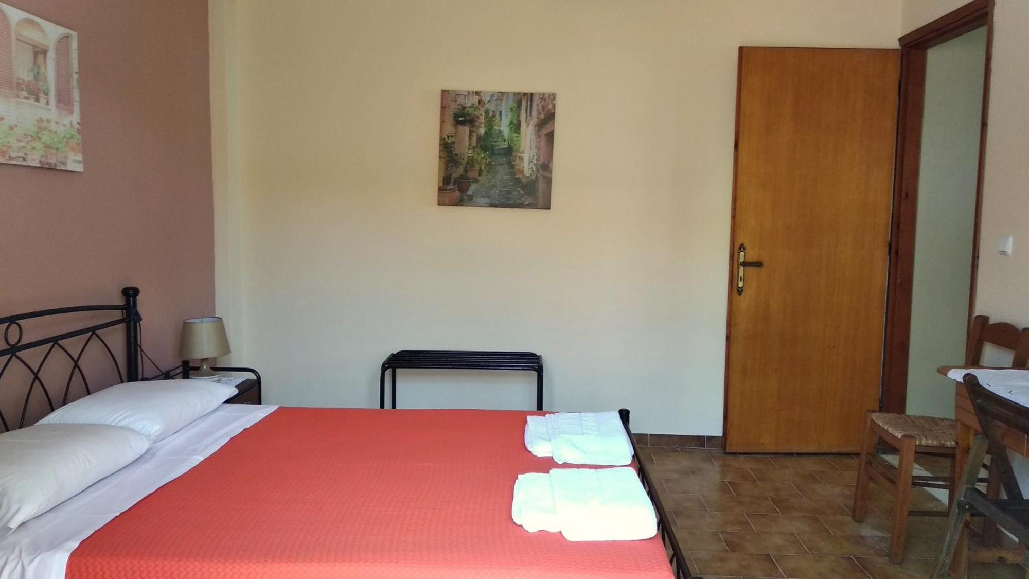 Polymnia Apartments Спартия Стая снимка